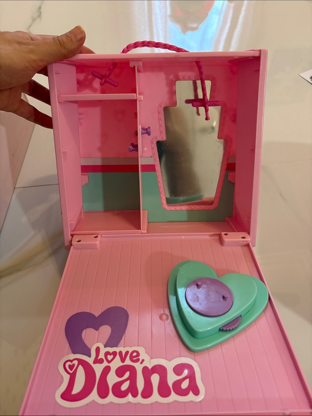 Love Diana Mystery Shopper Playset - Picture 4 of 4